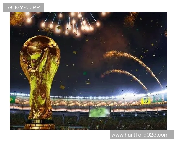 高清足球明星专用杯图片展示让你感受球场激情与荣耀的完美结合